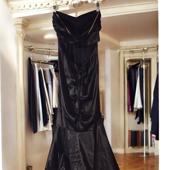 Windsor Black Satin Mermaid Gown Size 5/6 – Strapless Ruched Prom Formal Dress - Picture 2 of 13